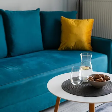 Batory House - Billberry *